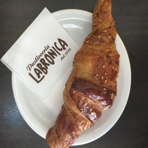 croissant-cereali-antichi-pasticceria-labronica-livorno-